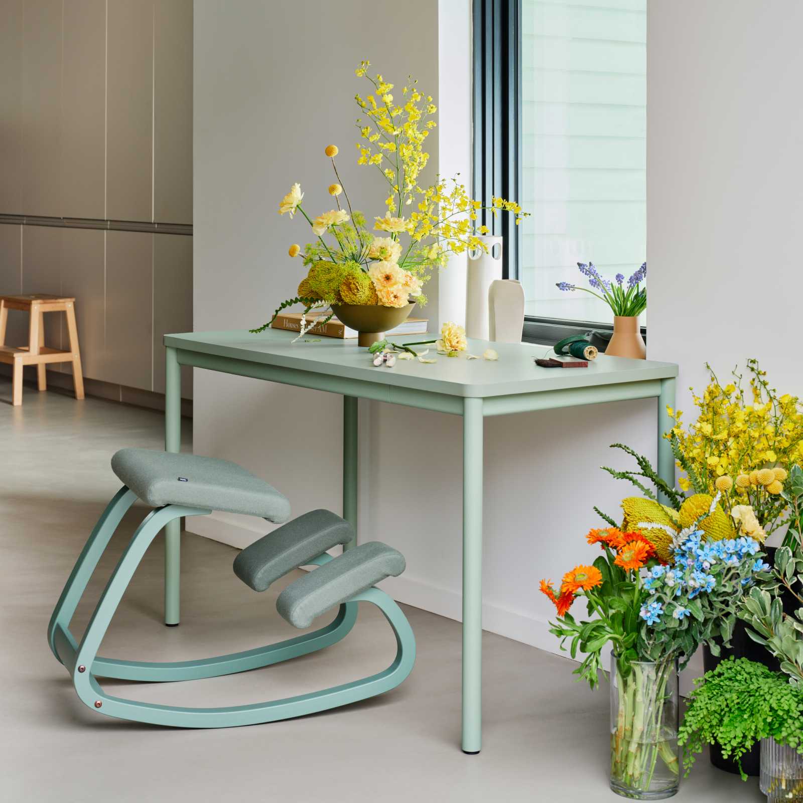 Daily Desk - Image 15