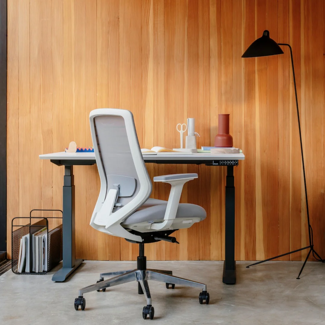 Ergonomic Chair - Image 53