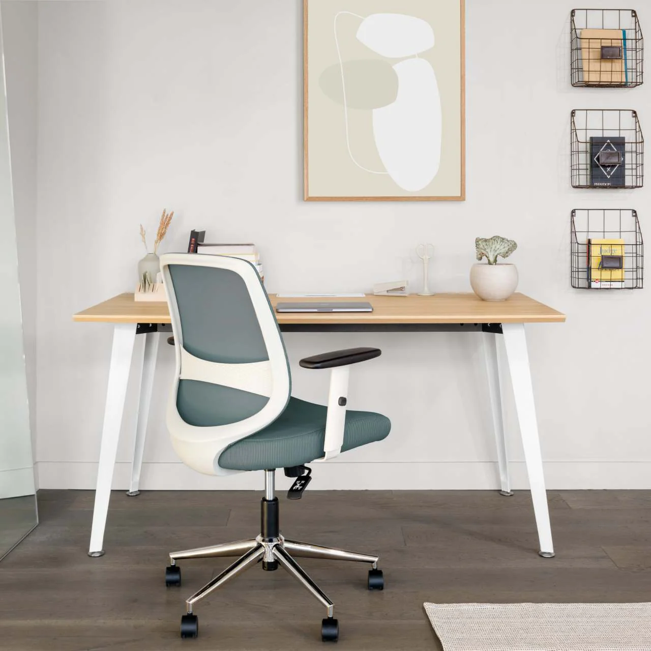 Open Box - Daily Chair - Image 26