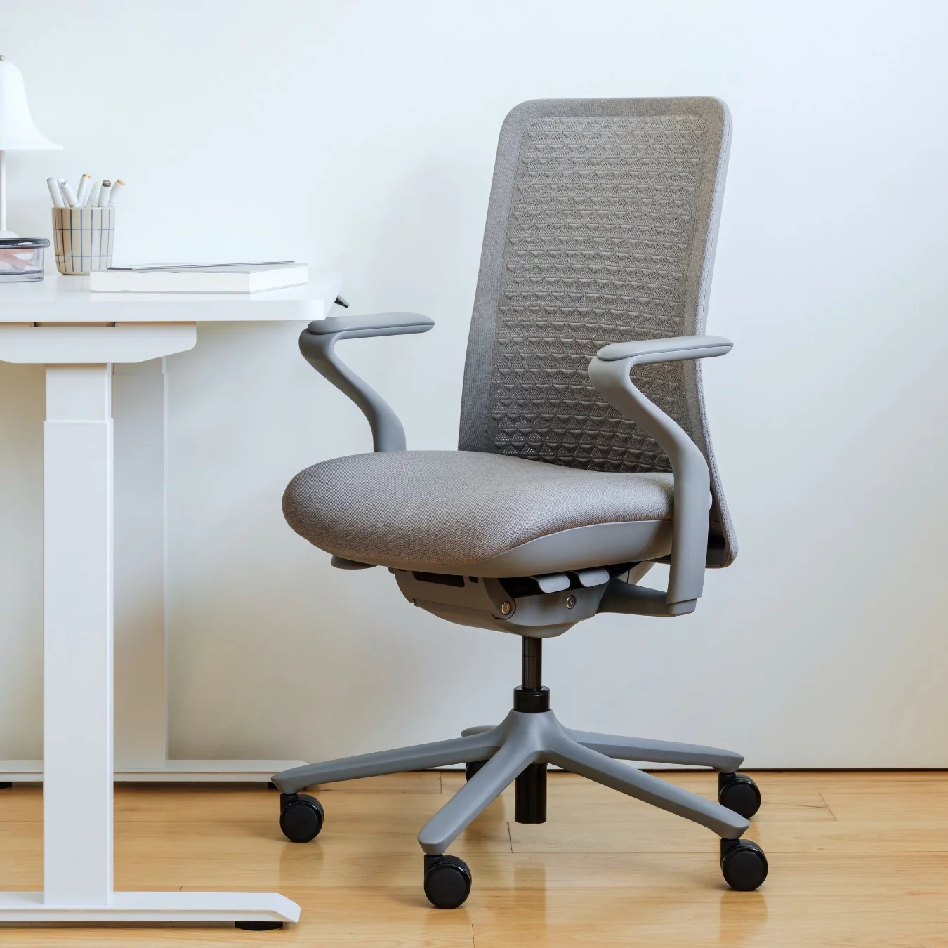 Open Box - Verve Chair - Image 3